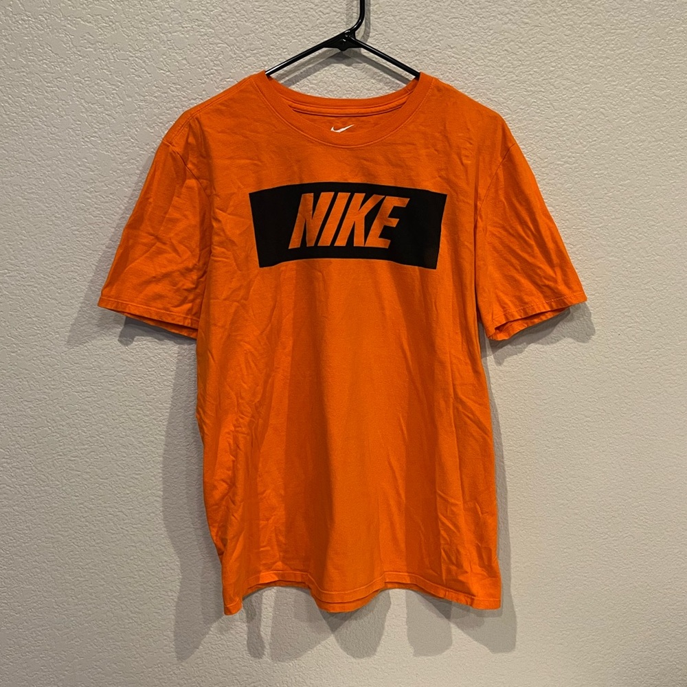 Nike T-shirt
